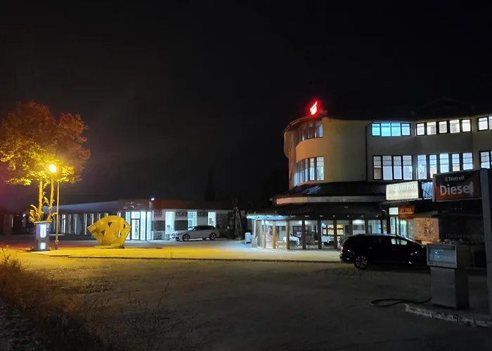 тракарт-парк موتيل *