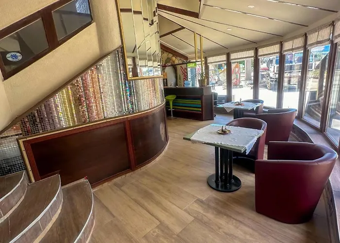 موتيل тракарт-парк