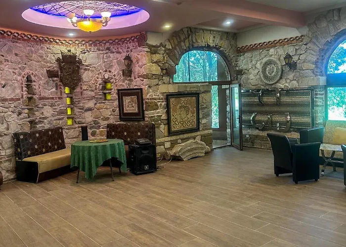 тракарт-парк Motel *